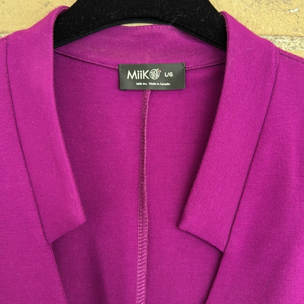 Miik 🇨🇦 Magenta Blazer - Picture 2 of 6